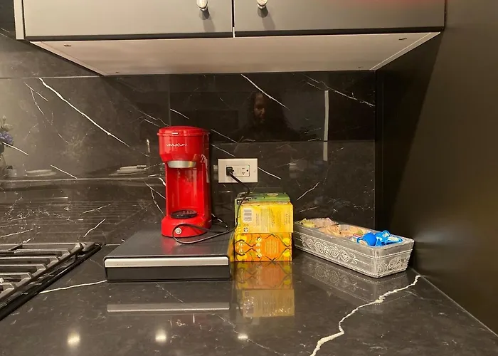 New Adorable Unit Located In Historic Greystone